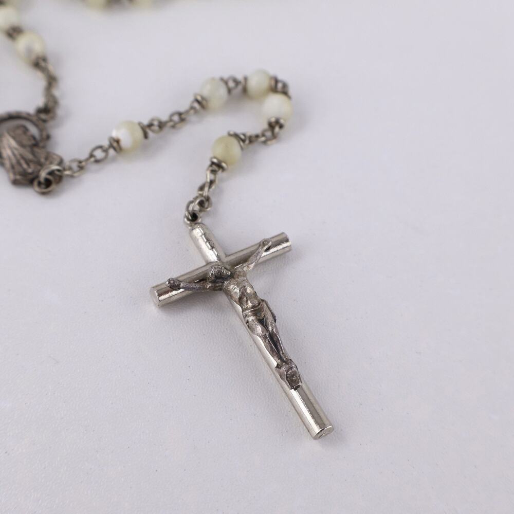 Vintage Catholic Rosary White Beads Italy Crucifix Mary Jesus Medal - Picture 4 of 8